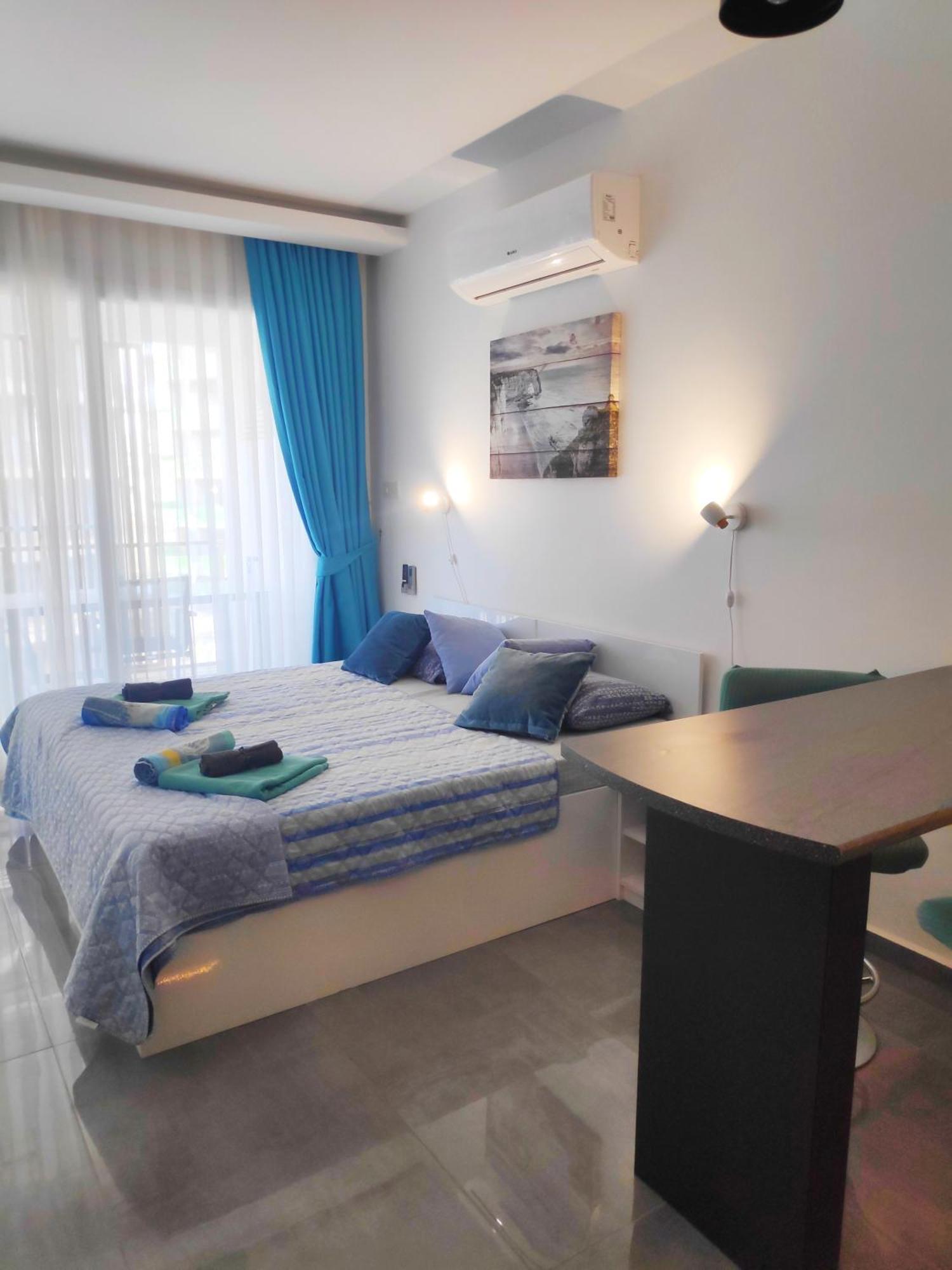 Relax&Dream Apartment Long Beach Agios Georgios  Екстер'єр фото